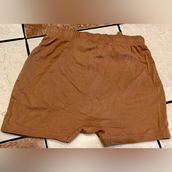 Dark Tan Camel Baby Boy’s H&M Comfortable Knit Shorts size 12 Months Lightweight - Picture 4 of 4